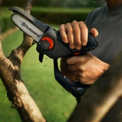 Husqvarna Aspire P5-P4A Cordless Pruner -Husqvarna IT 908221