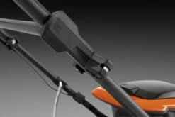 Husqvarna LB 144i Cordless Mulch Lawn Mower 44cm -Husqvarna QE 604856