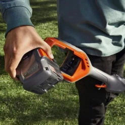 Husqvarna 215iL Cordless Strimmer -Husqvarna al 803395
