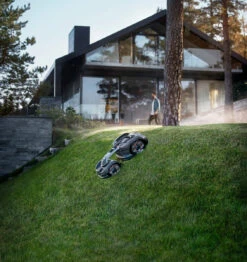 Husqvarna Automower 435X AWD Robotic Lawn Mower 16 Husqvarna Automower 435X AWD Robotic Lawn Mower -Husqvarna h350 0670
