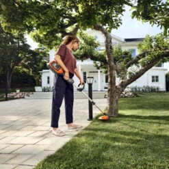 Husqvarna 215iL Cordless Strimmer -Husqvarna nh 748480